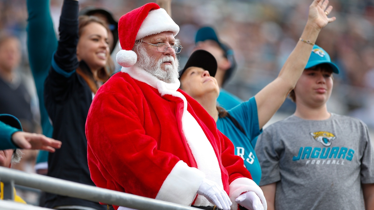 Five Holiday Gift Ideas for the Sports Fan & Bettor in Your Life article feature image