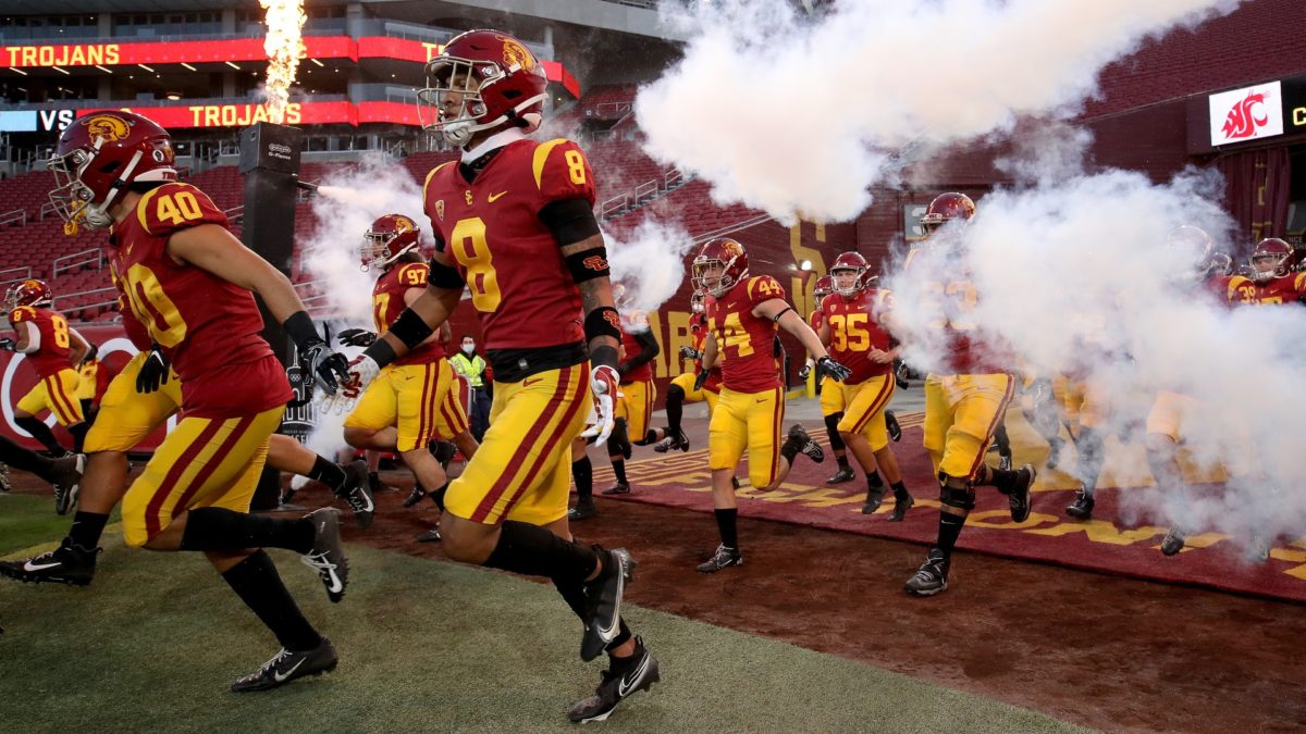 USC vs. UCLA Odds & Picks: Bet the Trojans to Stay Undefeated in Saturday Showdown article feature image
