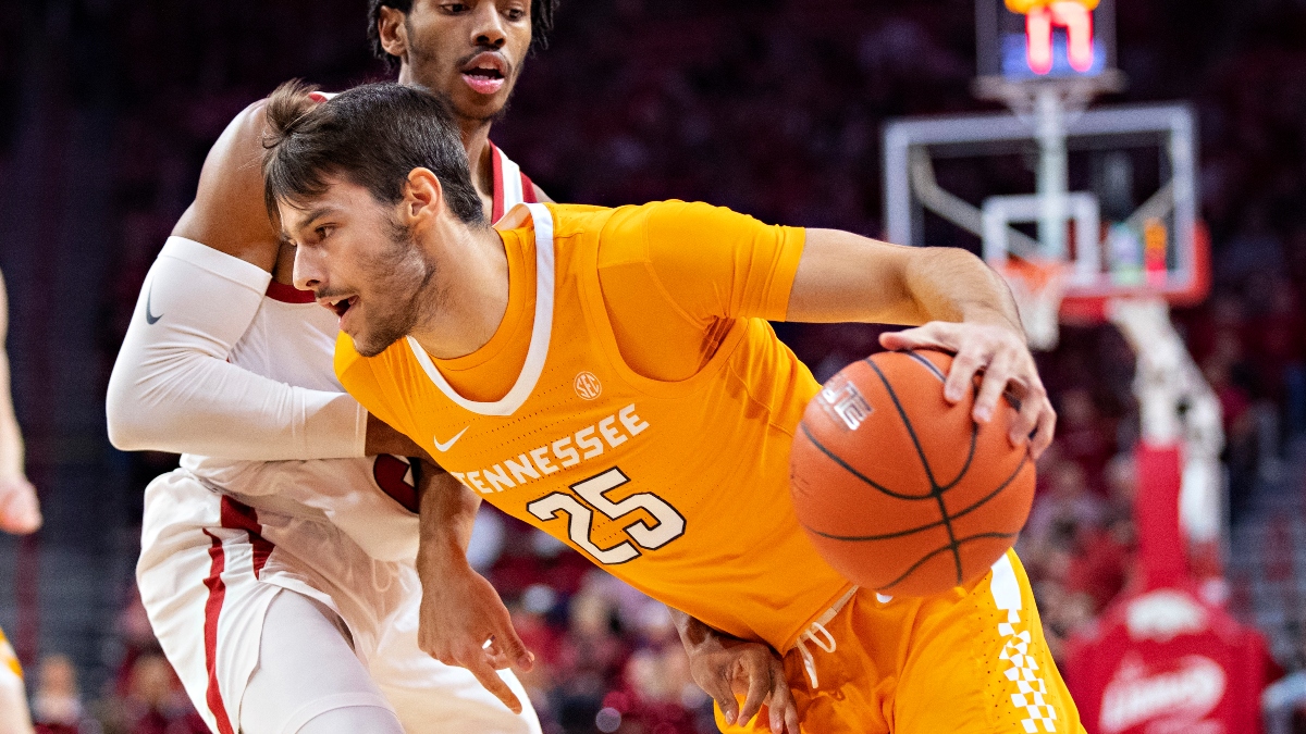 College Basketball Odds & Pick for Colorado vs. Tennessee: How Sharps Are Betting the Over/Under (Tuesday, Dec. 8) article feature image