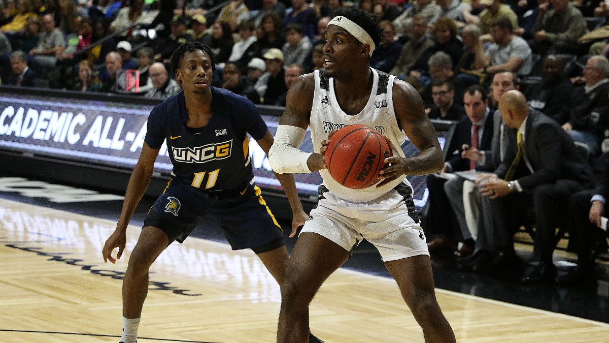 Wednesday College Basketball Odds & Picks: Smart Money Moving UNC Greensboro vs. Wofford Spread article feature image