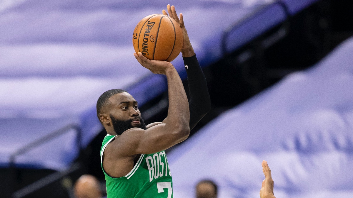 Sunday NBA Player Prop Bets & Picks: Celtics’ Brown Highlights Top Plays (Jan. 24) article feature image