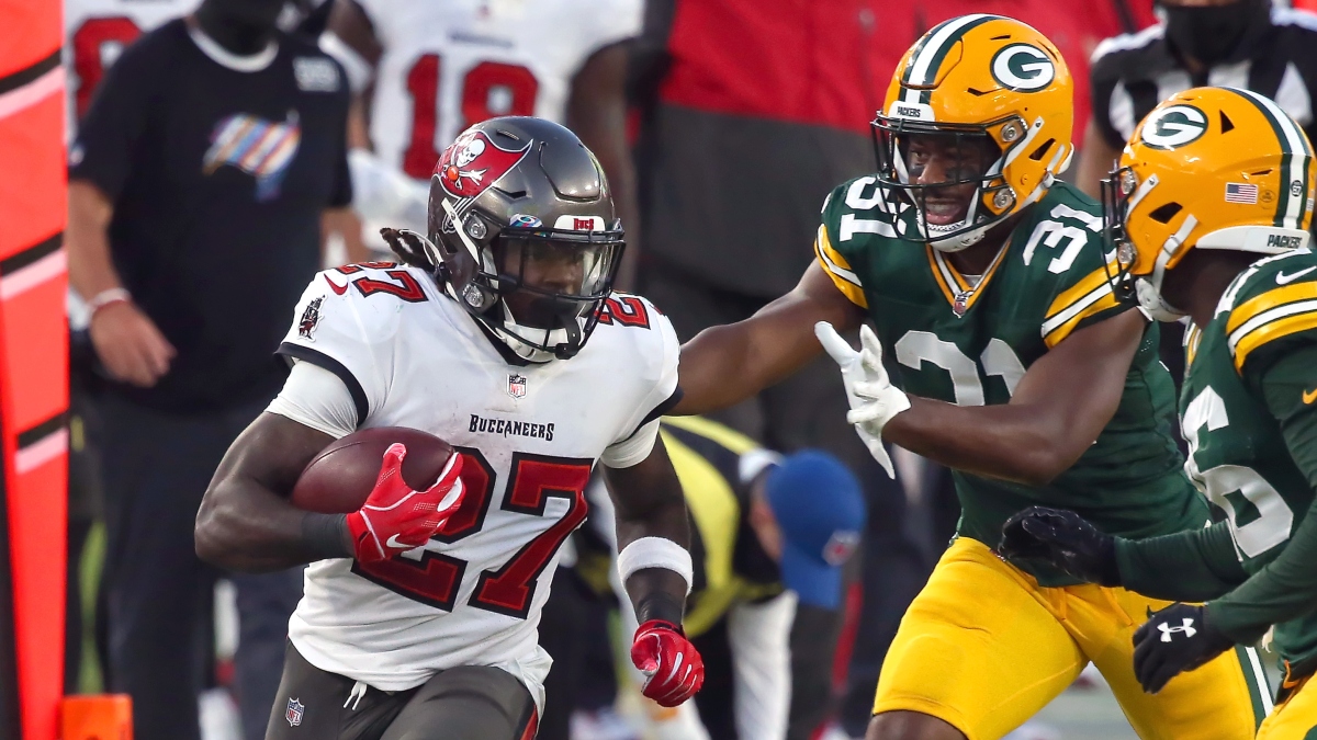 Packers vs. Bucs predictions: Spread pick, over/under, best bets