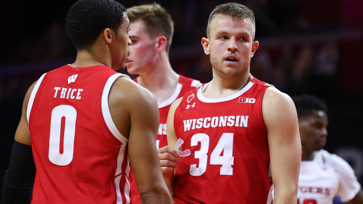 Odds & Pick for Northwestern vs. Wisconsin Basketball: Target the Total in Madison article feature image