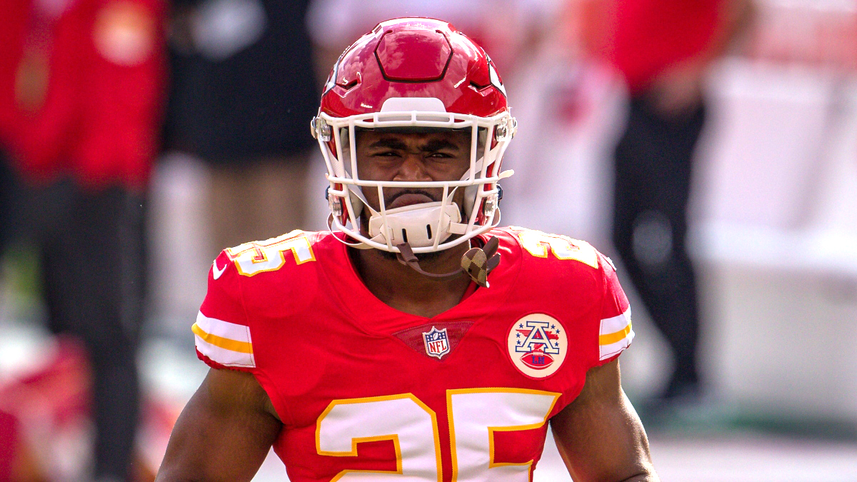 Clyde Edwards-Helaire Injury Status: Chiefs RB Reportedly Out for Sunday’s Game vs. Browns article feature image