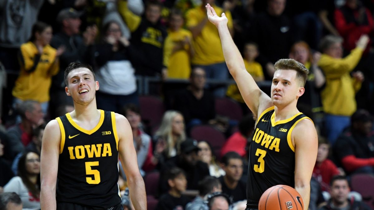 Odds & Pick for Indiana vs. Iowa College Basketball: Bet Hawkeyes to Dominate Hoosiers article feature image