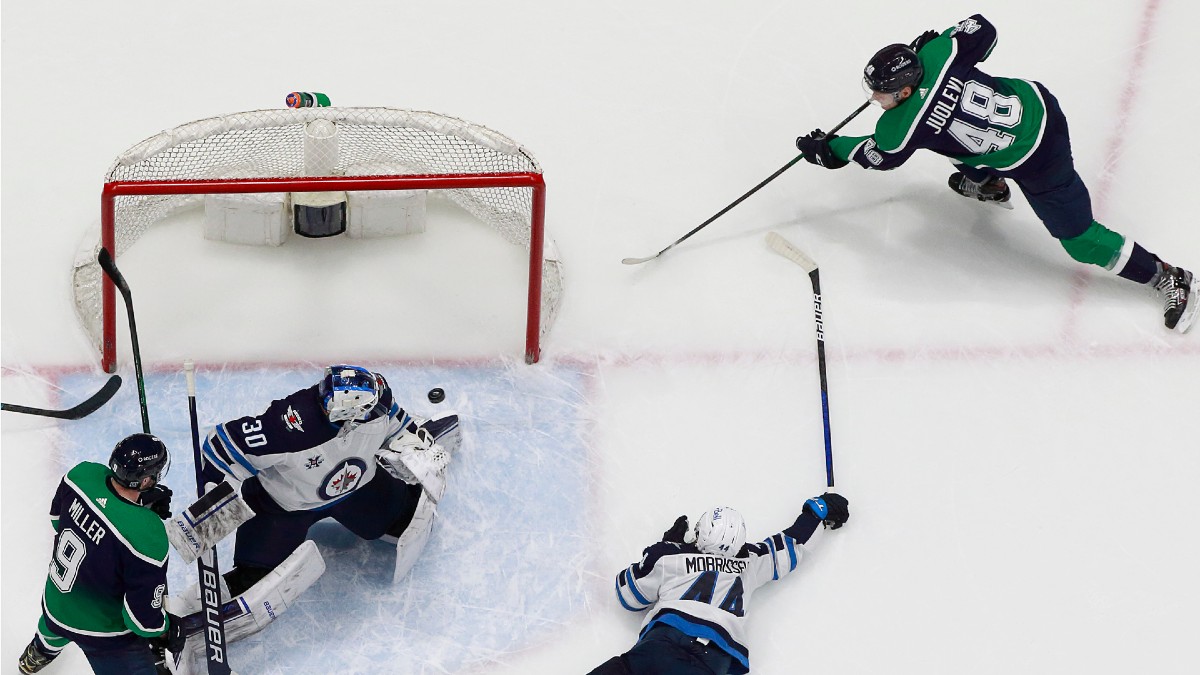 Jets vs. Canucks: Winnipeg Defense Regressing in a Major Way Image