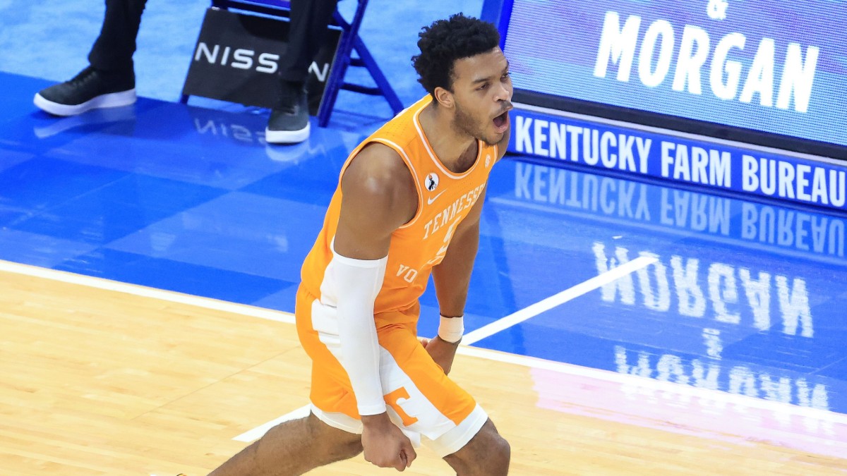 Tennessee vs. LSU College Basketball Odds & Pick: Saturday’s Betting Value on Volunteers article feature image