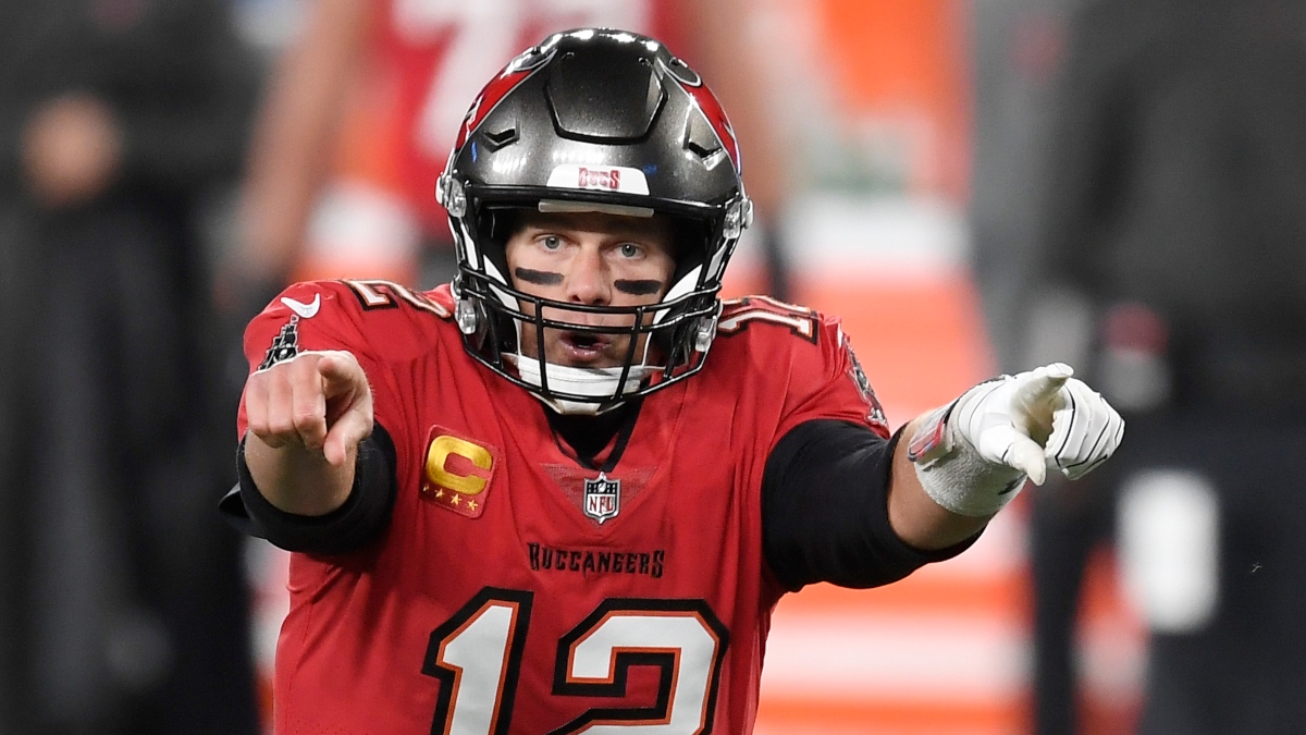 DraftKings Arizona Promo: Bet $1 on Buccaneers vs. Cowboys, Get $200 FREE Instantly! article feature image