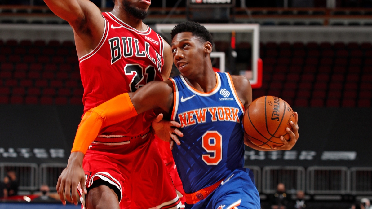 Lakers vs. Knicks Odds & Picks: New York Fighting For 6-Game Cover Streak article feature image