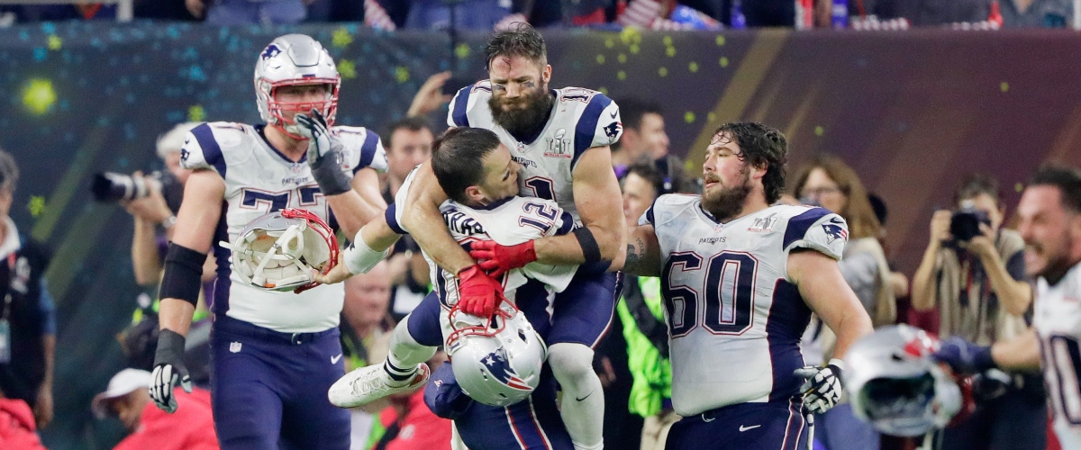 Super Bowl XXXVI: Tom Brady and Patriots shock heavily favored Rams – New  York Daily News