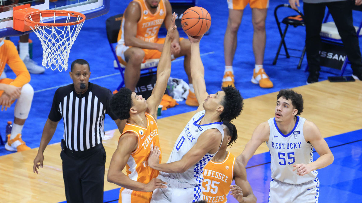 College Basketball Odds & Picks for Kentucky vs. Tennessee: How to Bet Saturday’s SEC Rivalry Game (Feb. 20) article feature image