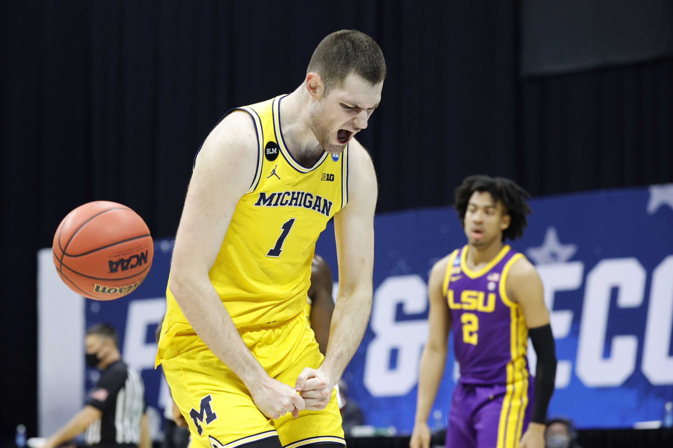 Florida State vs. Michigan Sweet 16 Odds: Spread, Over/Under Line for NCAA Tournament 2021 article feature image