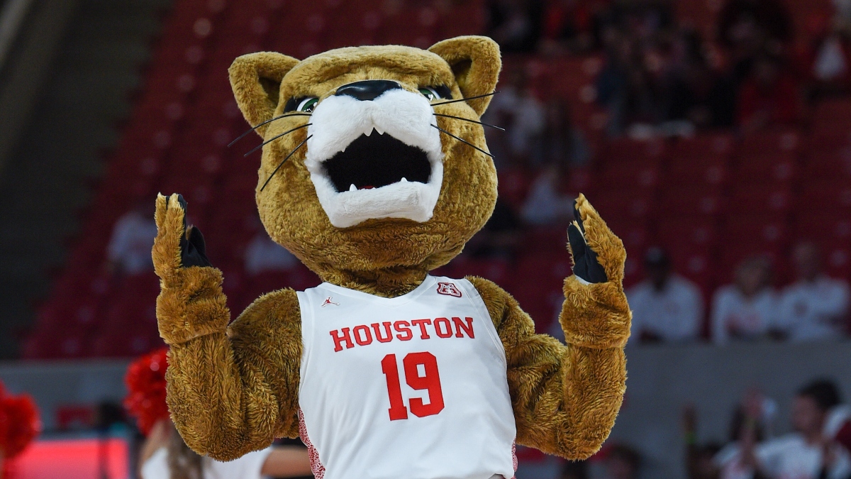 Houston Elite Eight Odds, Promo: Bet $1, Win $100 if the Cougars Make a 3-Pointer! article feature image