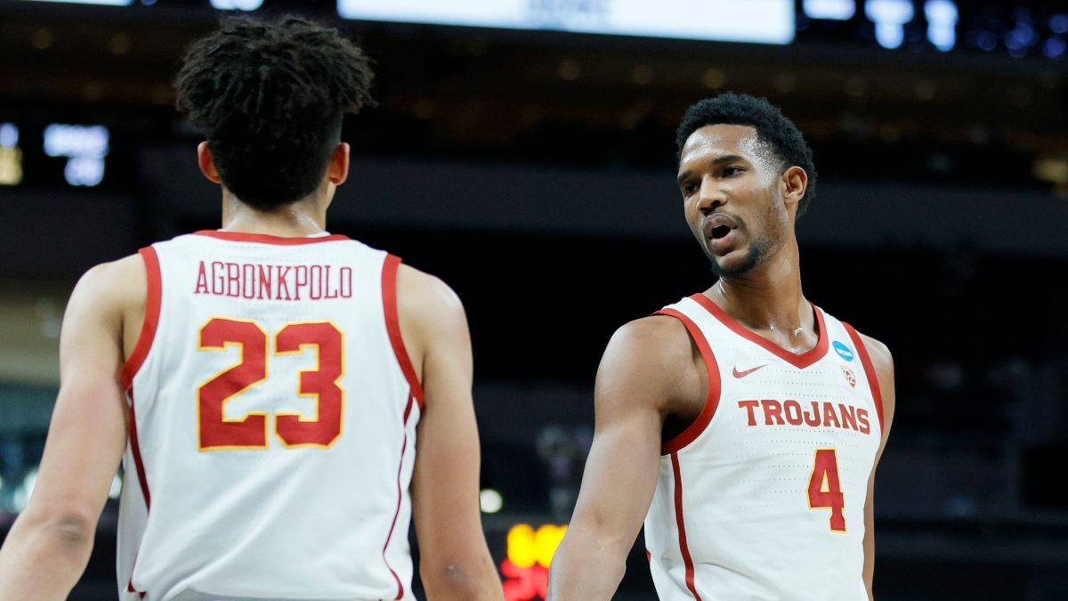 2021 NCAA Tournament Odds, Picks, Predictions: Kansas vs. USC Betting Preview (March 22) article feature image