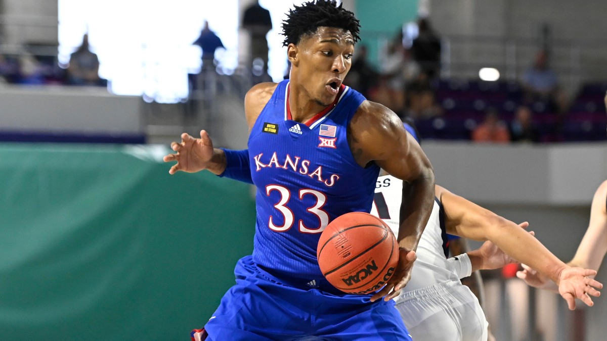 Kansas to be Without David McCormack & Tristan Enaruna in Big 12 Tournament Due to COVID-19 Protocols article feature image