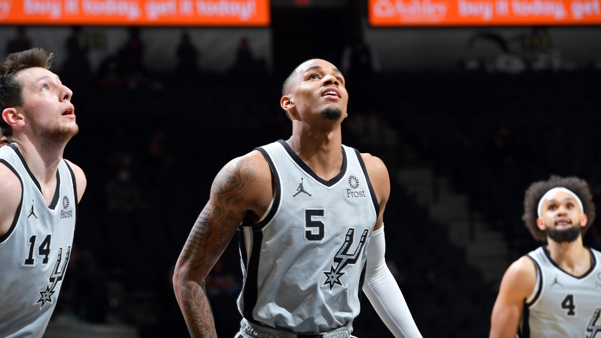 NBA Player Prop Bets: 3 Picks for Thursday Night, Including Kevin Huerter and Dejounte Murray (April 1) article feature image
