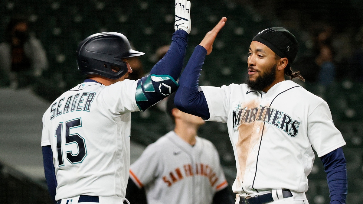 Friday MLB Odds, Picks & Predictions: 4 Bets For The Night’s Slate (April 16) article feature image