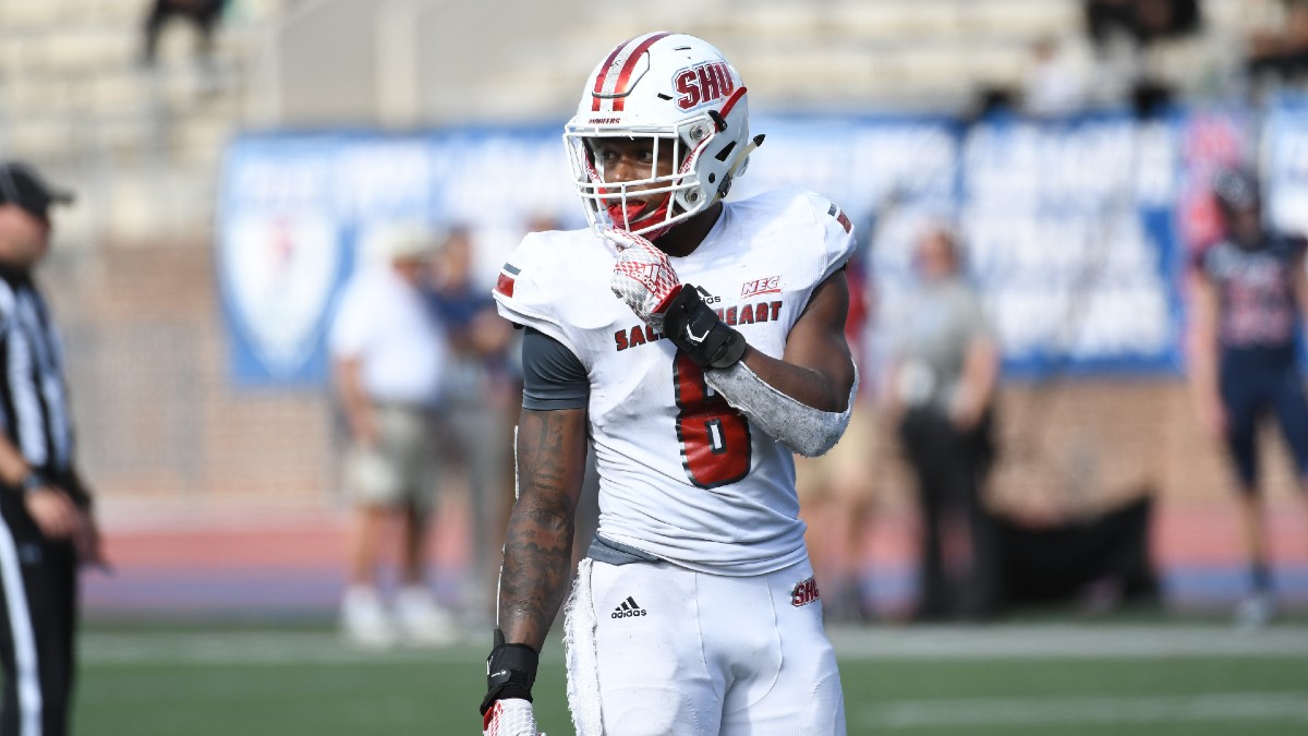 Delaware vs. Sacred Heart: College Football FCS Playoffs Betting Odds & Pick (Saturday, April 24) article feature image