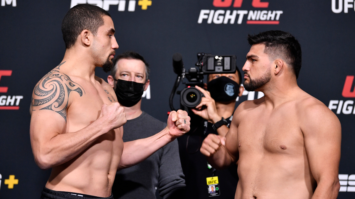 UFC Fight Night Odds, Fights, TV Schedule: Robert Whittaker Remains Strong Favorite vs. Kelvin Gastelum (Saturday, April 17) article feature image