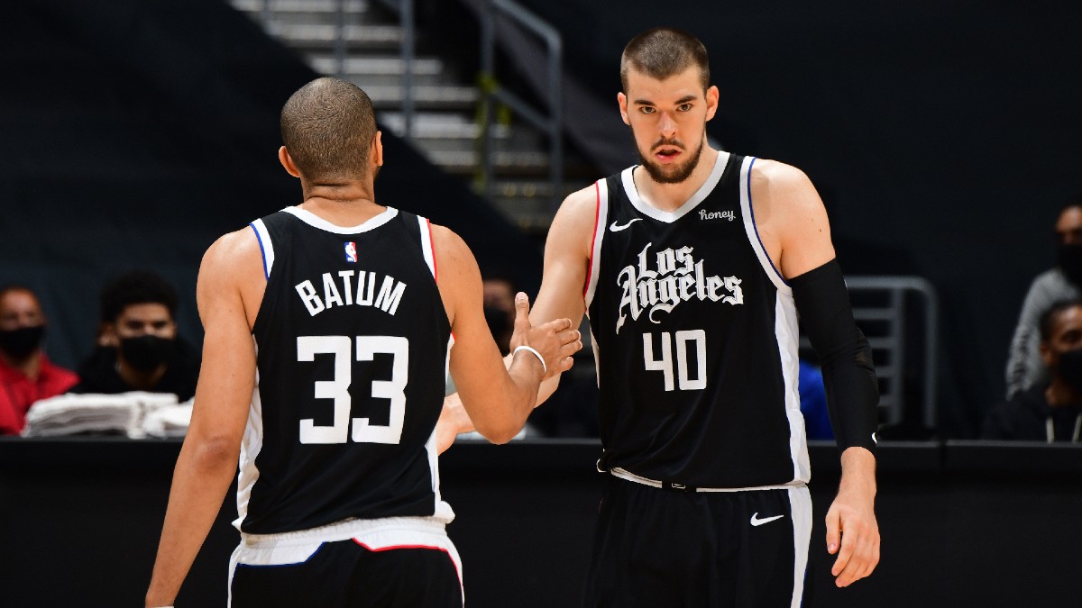NBA Odds & Pick for Grizzlies vs. Clippers: Side With LA’s Depth at Staples Center article feature image