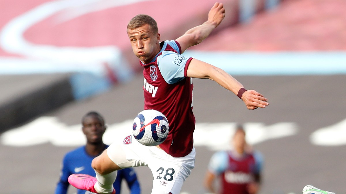 West Ham United vs. Everton Premier League Odds & Pick: Betting Value On Sunday’s Over/Under (May 9) article feature image