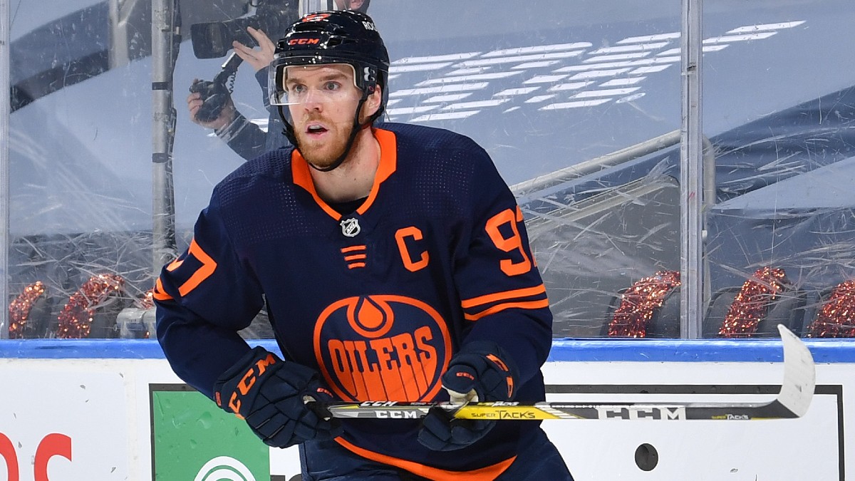 NHL Odds, Picks, Prediction for Oilers vs. Jets: Betting Preview for Game 3 in Winnipeg (Sunday, May 23) article feature image