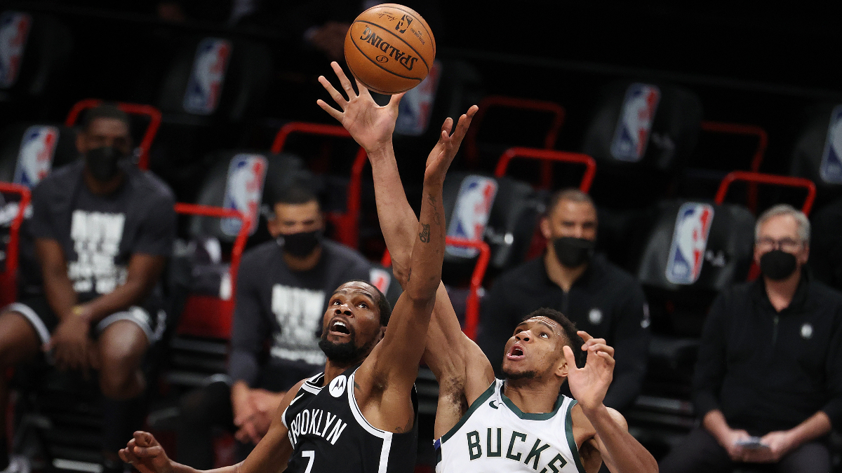 Milwaukee Bucks adding wrinkles to offense to keep opponents off