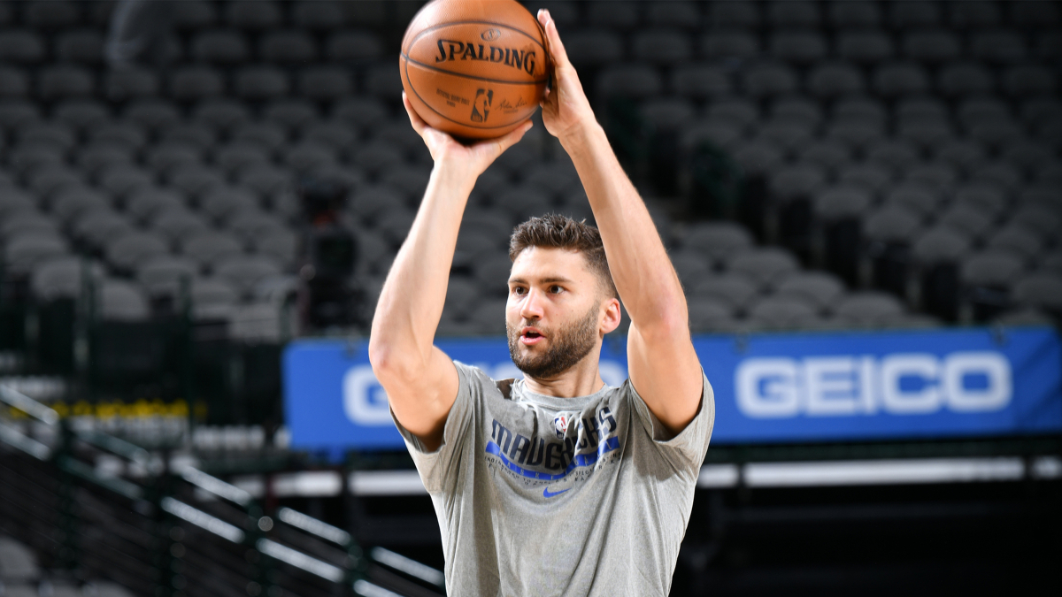 NBA Injury News & Starting Lineups (May 25): Maxi Kleber Questionable, Chris Paul Expected to Play Tuesday article feature image