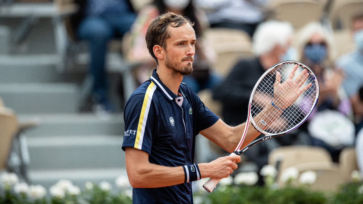 Daniil Medvedev vs. Felix Auger-Aliassime Odds & Betting Pick: Is an Upset Likely in the US Open Semis? article feature image