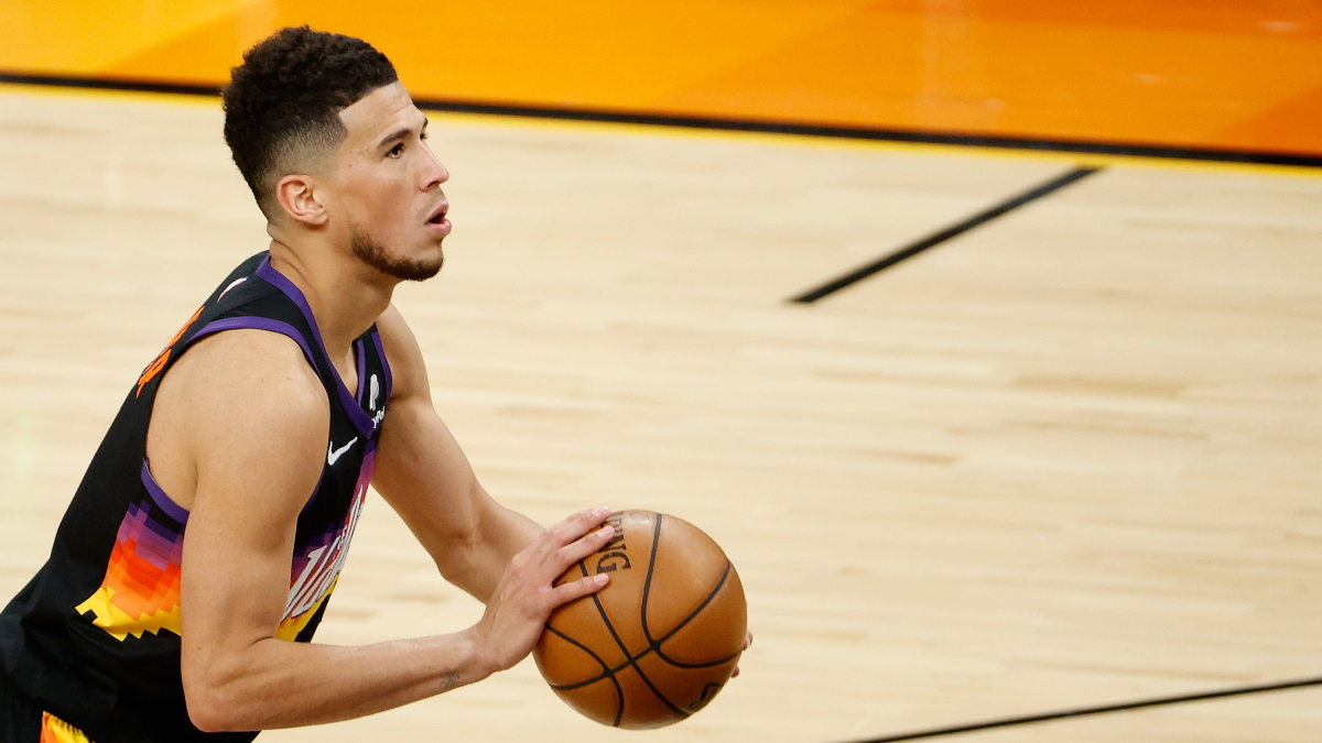 Lakers Rumored To Be High On Projected Top-five 2022 Nba Draft Pick Danny Green