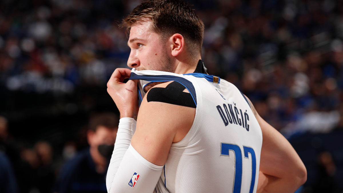 Mavericks vs. Clippers Odds, Preview, Prediction: Value on the Total in Pivotal Game 5 (June 2) article feature image