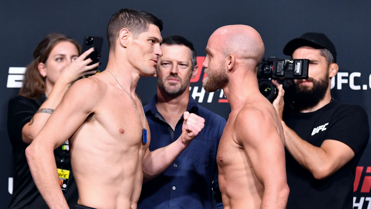 Saturday’s UFC Fight Night Betting Odds, Pick, Prediction for Charles Rosa vs. Justin Jaynes: Clashing Styles Avail a Pair of Props to Bet (June 26) article feature image