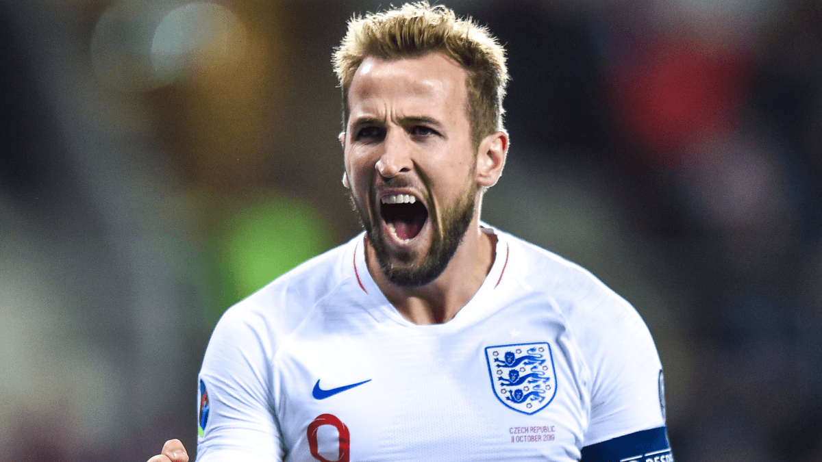 England vs. Italy Betting Odds for Euro 2020 Final: Three Lions Open as Slight Favorite article feature image