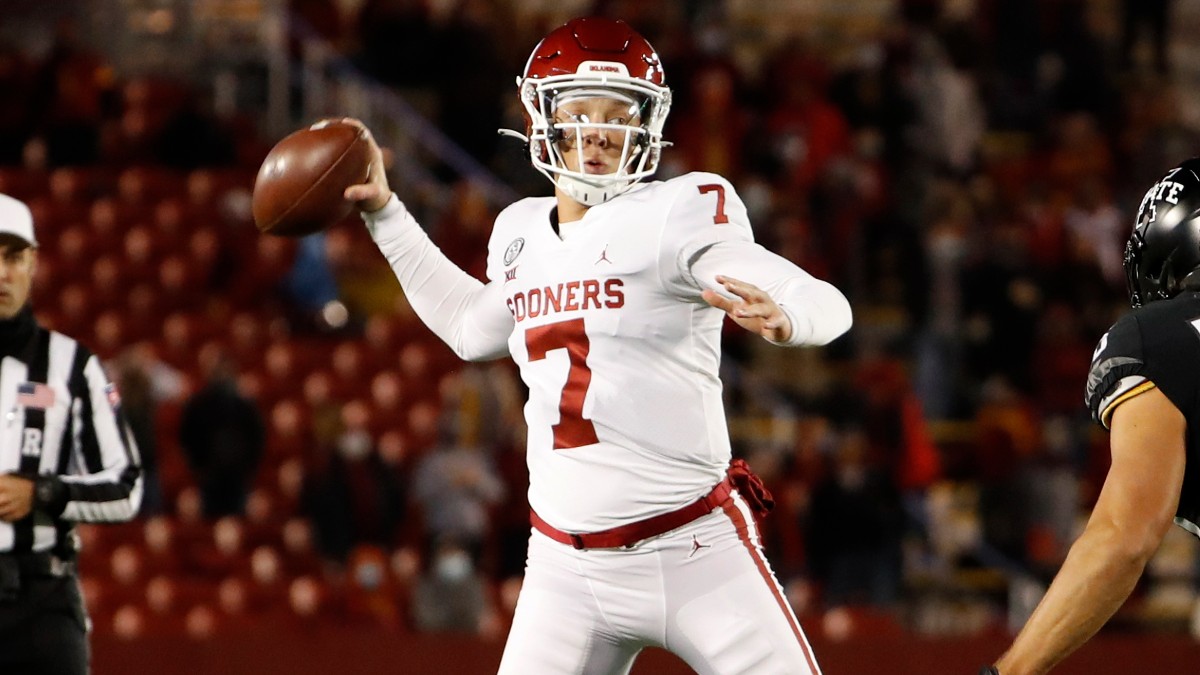 2021 Heisman Trophy Action Report: Bettors Loading Up On Spencer Rattler, 2 SEC Sleepers article feature image