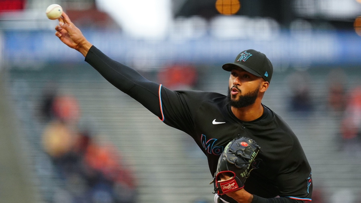 Fantasy Baseball Starting Pitchers Report (Week 15): Waiver Wire Pickups, Streamers, Injury Updates & More article feature image