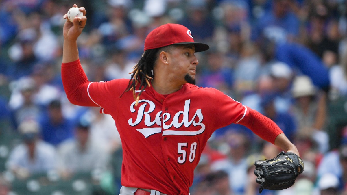 Monday MLB Odds, Picks, Predictions: Reds vs. Indians Betting Preview (Aug. 9) article feature image