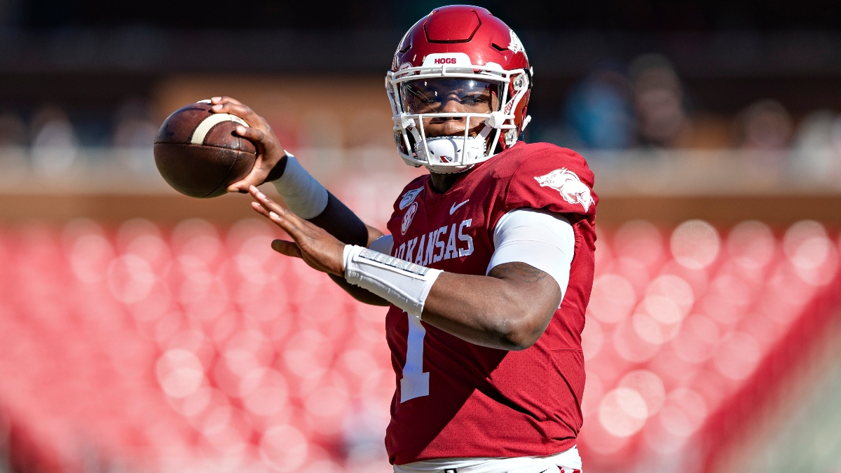 College Football Week 1 Odds, Pick for Arkansas vs. Rice: Look to Bet Saturday’s Total article feature image
