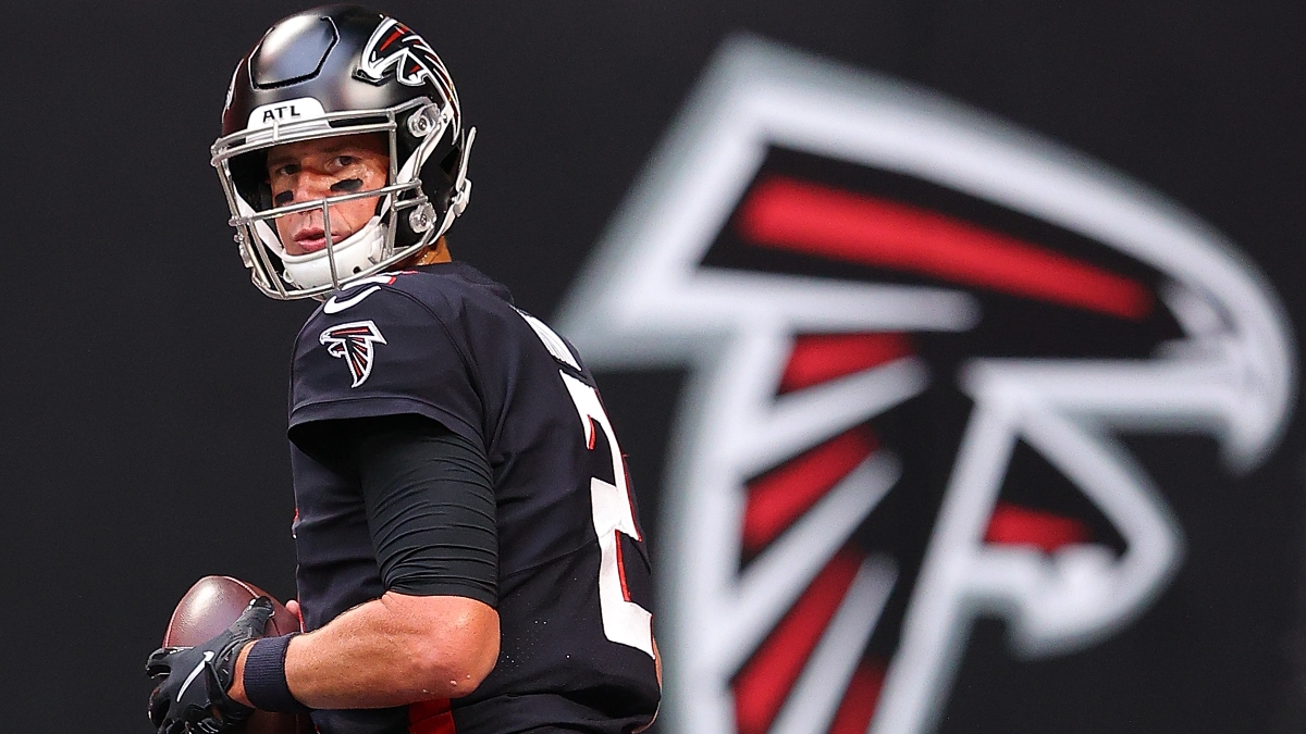 NFL 2021 Betting Preview: Best Bets, Longshots to Lead the League in Passing Touchdowns article feature image