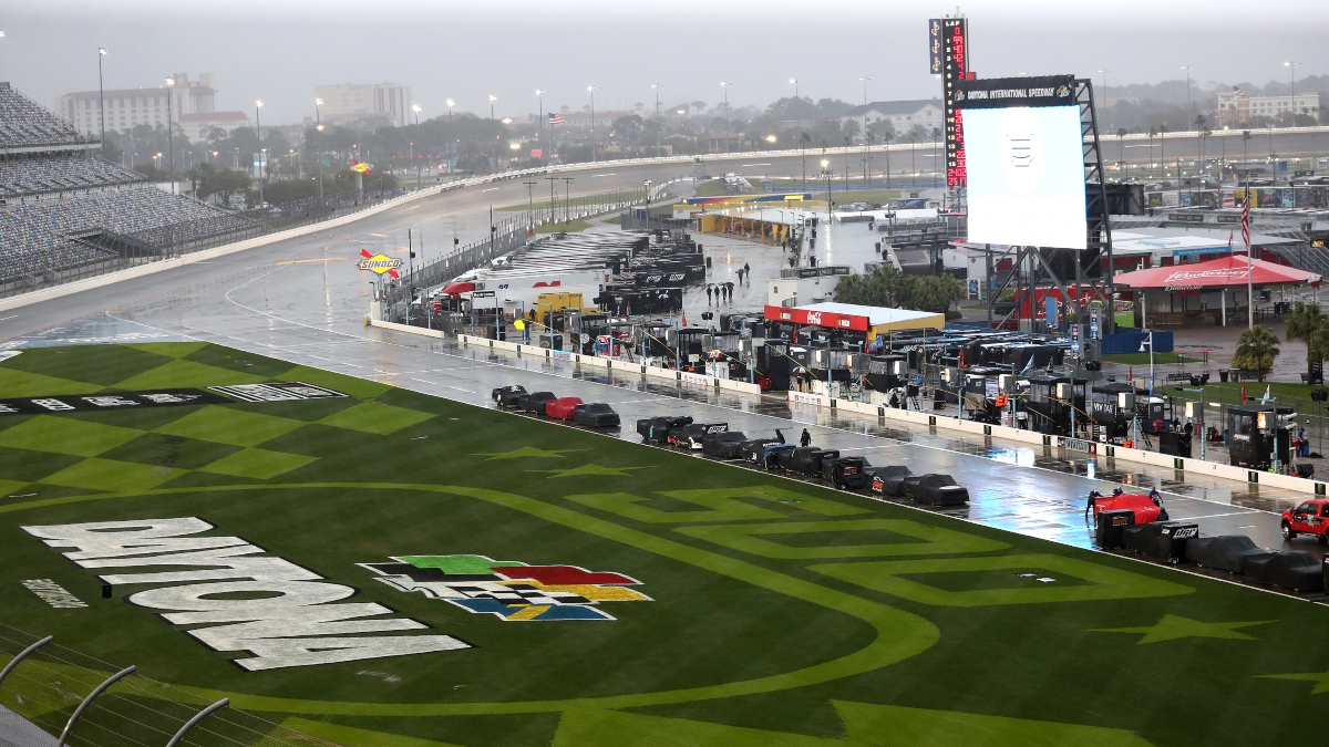 Sunday’s Updated Daytona 500 Weather Forecast: Will the “Great American Race” See a Rain Delay Once Again? article feature image