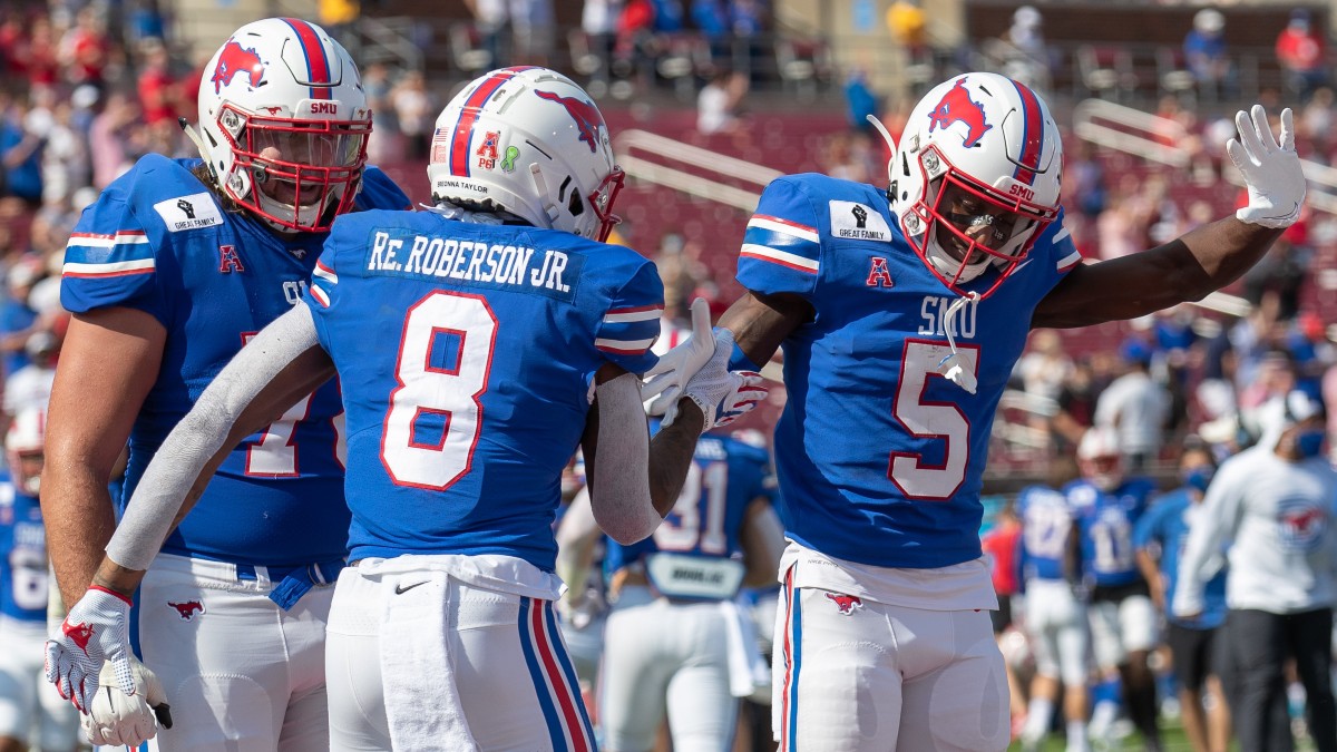 College Football Odds, Picks, Predictions for USF vs. SMU: Why to Bet the Over article feature image