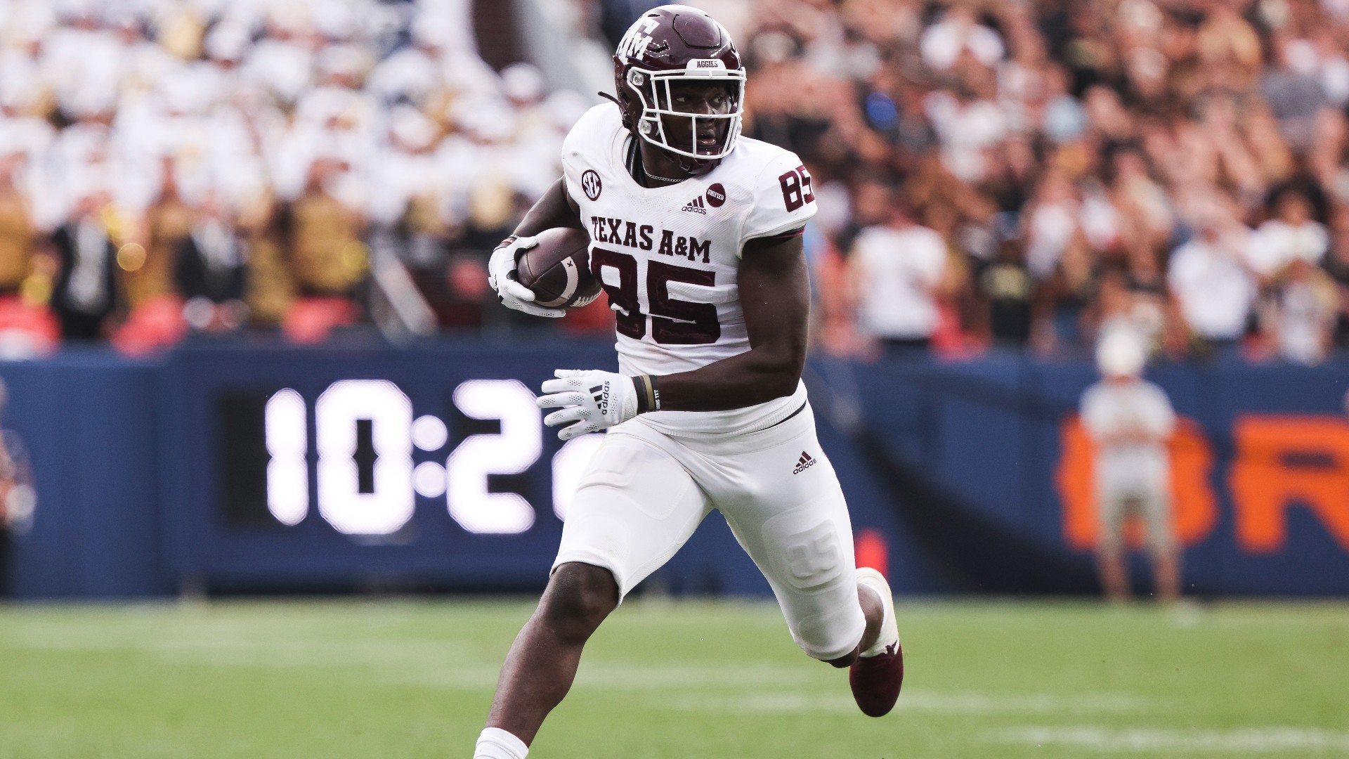 College Football Odds, Picks, Predictions for Mississippi State vs. Texas A&M: Unique Under Play Incoming? article feature image