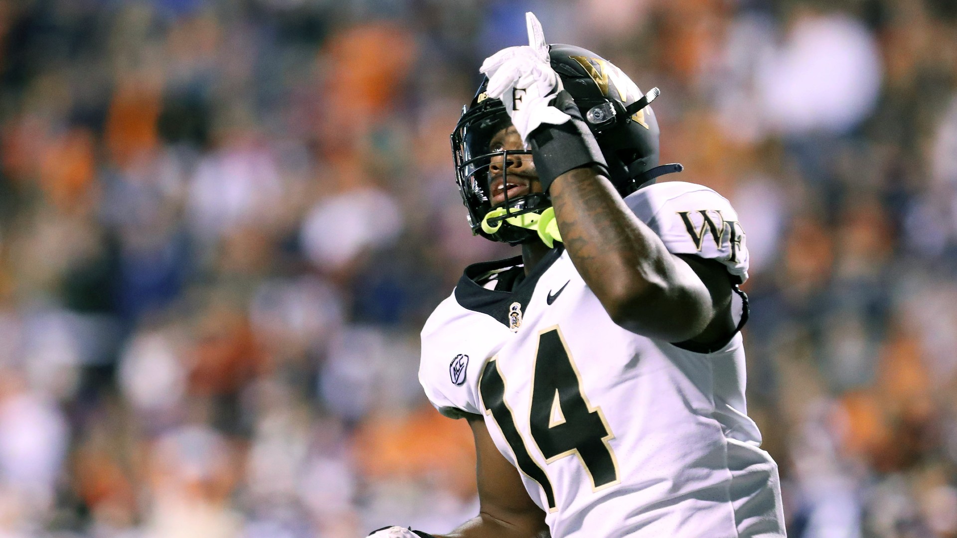 College Football Odds, Picks, Predictions for Louisville vs. Wake Forest: How to Bet This ACC Showdown article feature image