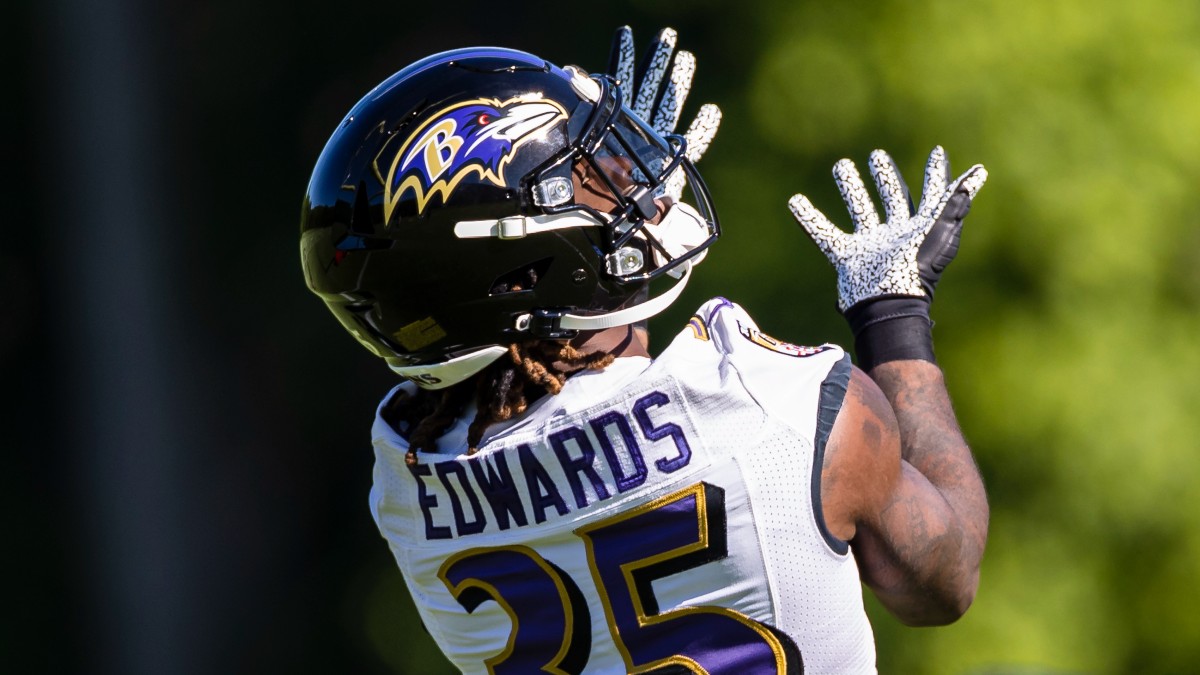 Gus Edwards, Marcus Peters Injuries Moving Ravens vs. Raiders NFL Week 1 Odds article feature image