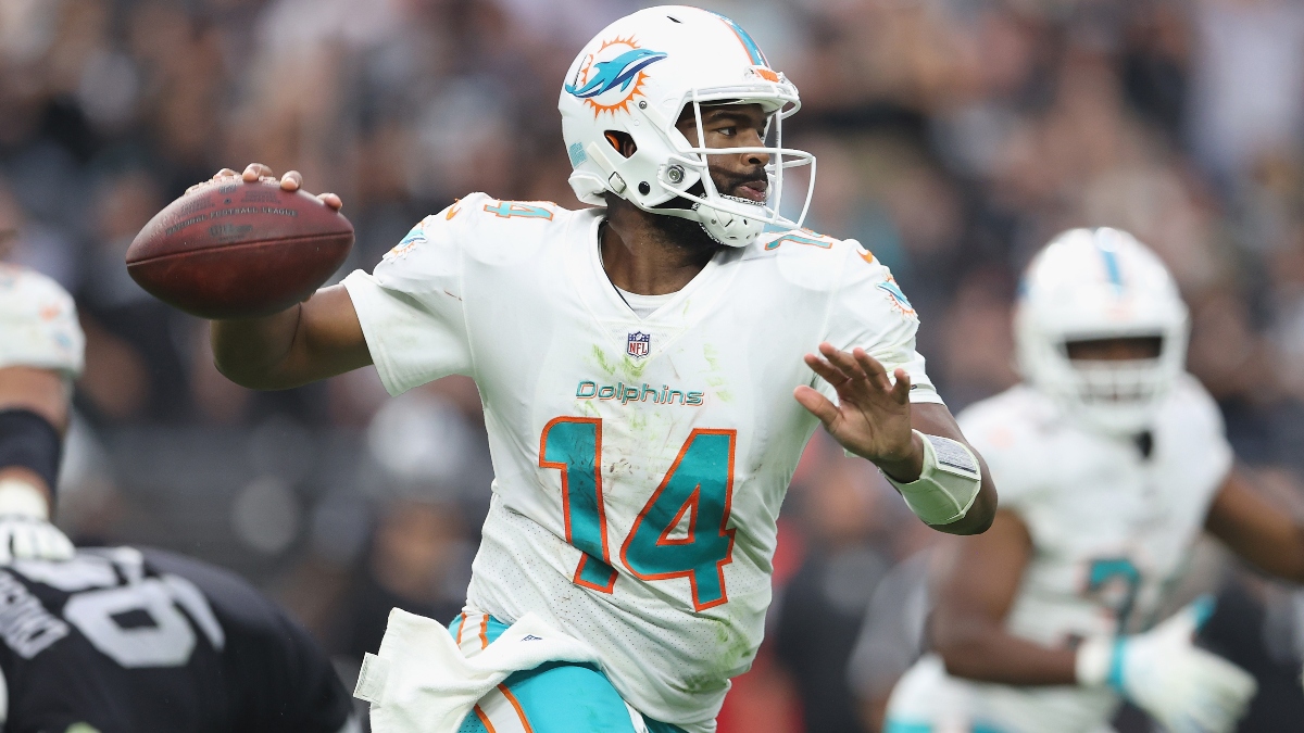 Colts vs. Dolphins Odds, NFL Picks, Week 4 Predictions: Back Miami As A Home Favorite vs. Indianapolis? article feature image