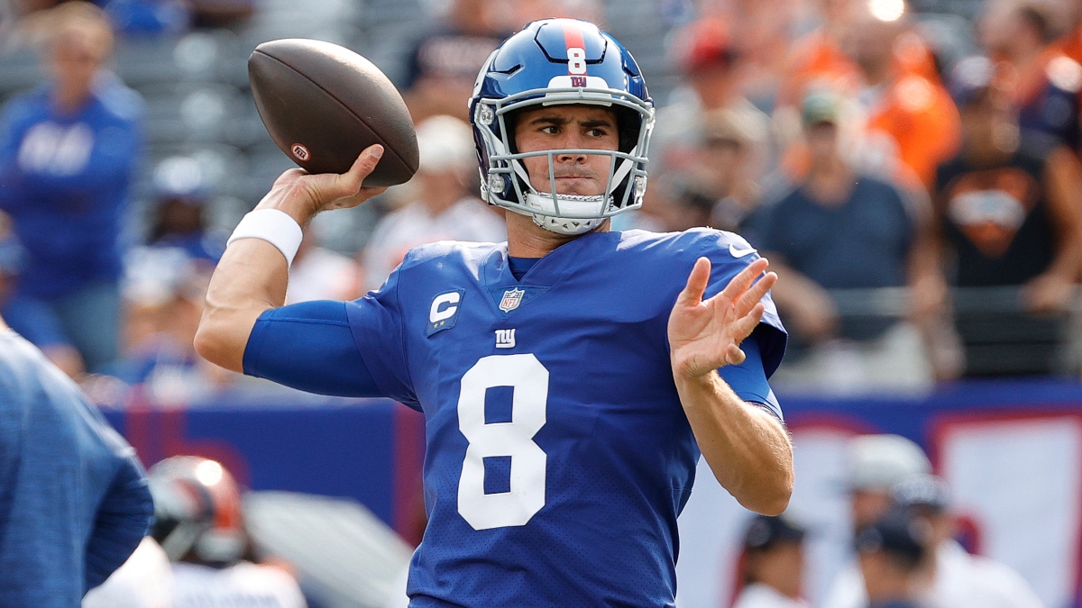 Giants vs. Washington Odds, Betting Picks: Sharp Money Slamming Thursday Night Football Total article feature image