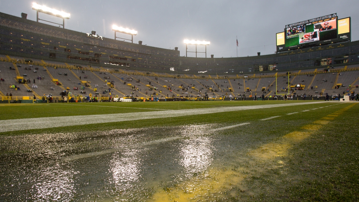 Updated Lions vs. Packers Weather Forecast: Gusty Green Bay Winds & Rain Expected for Monday Night Football article feature image