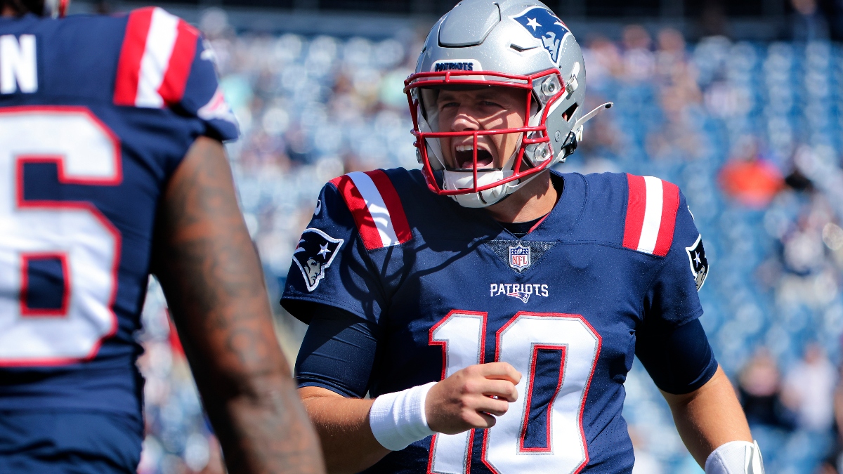 NFL Pick’Em Picks For Week 12 Pools: Patriots Top Expert’s Straight Up Rankings, Colts Top ATS Rankings article feature image