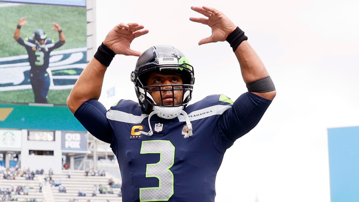NFL Picks For Every Game: Bet Seahawks & Cowboys To Cover Week 4 Spreads, More ‘Lean’ or ‘Pass’ Betting Angles article feature image