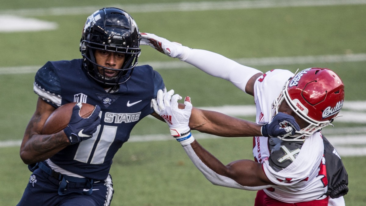 Friday College Football Betting Odds, Picks & Predictions for North Dakota vs. Utah State (Sept. 10) article feature image