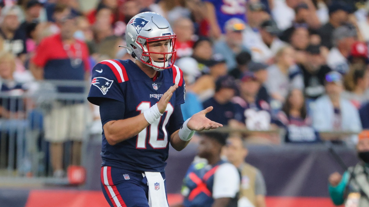 Buccaneers vs. Patriots Sharp Betting Prediction: Smart Money Moving Odds for Sunday Night Football article feature image